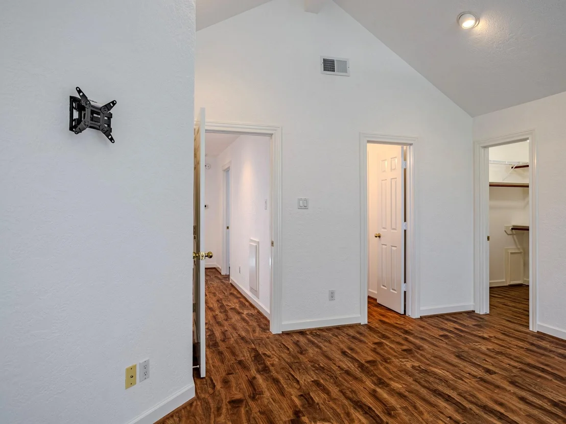 Photo of 3603 Springhill Lane