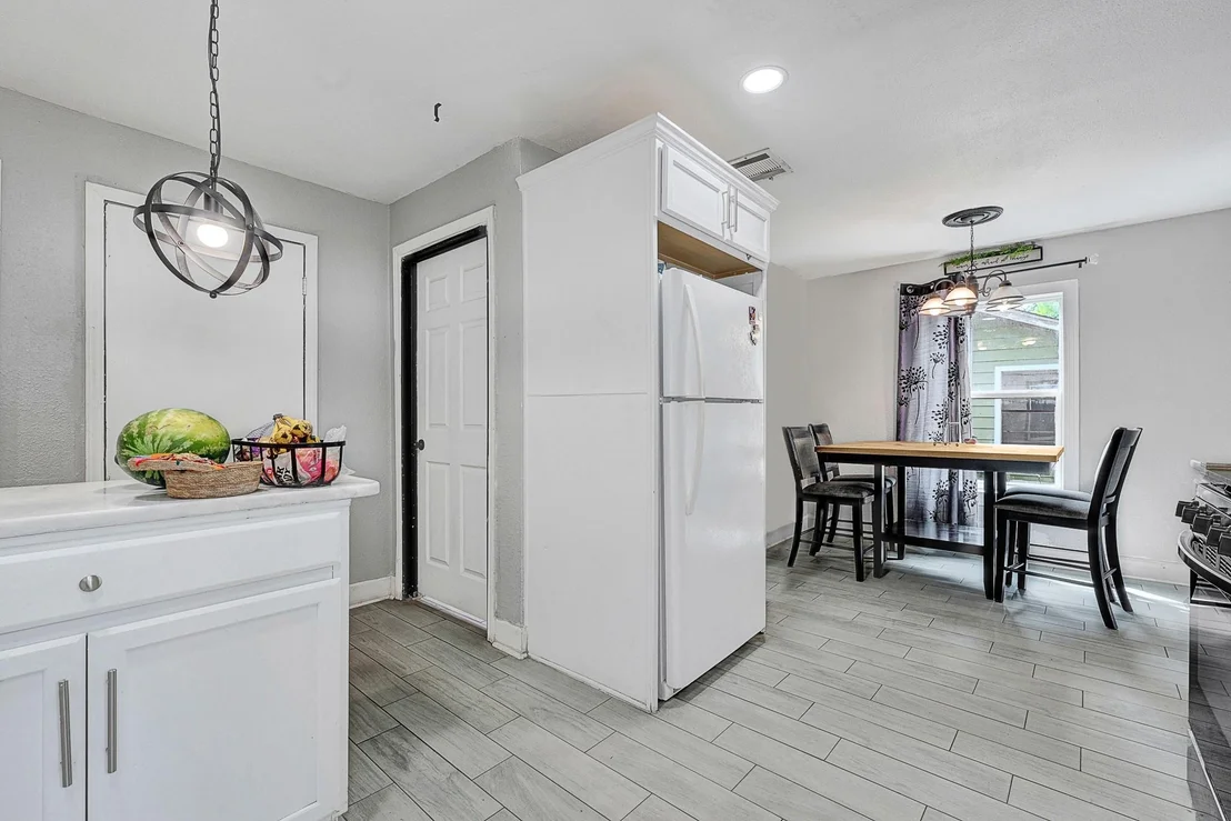 Photo of 915 Coleman Avenue