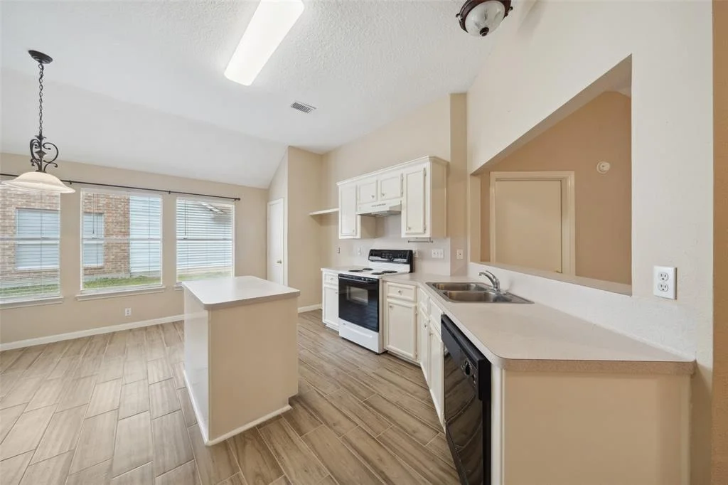 Photo of 4012 Hunnington Drive