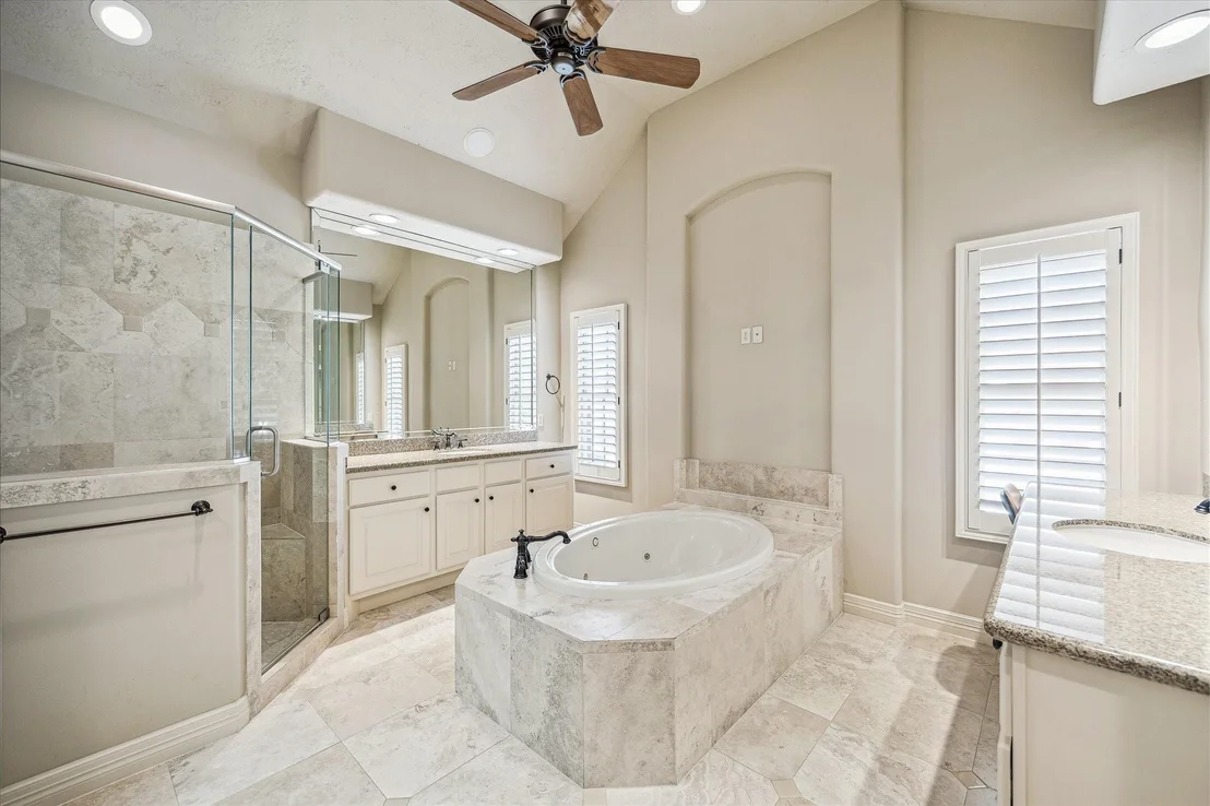 Photo of 2626 Stuart Manor