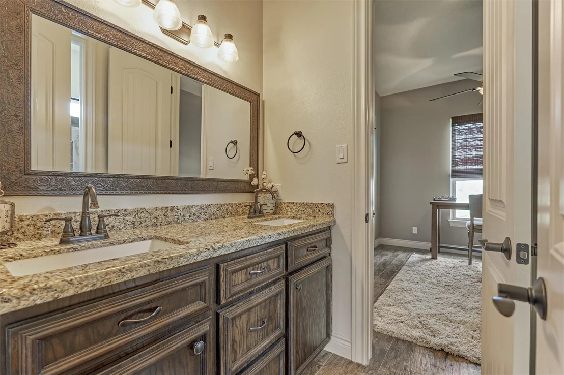 Photo of 106 Longhorn Loop