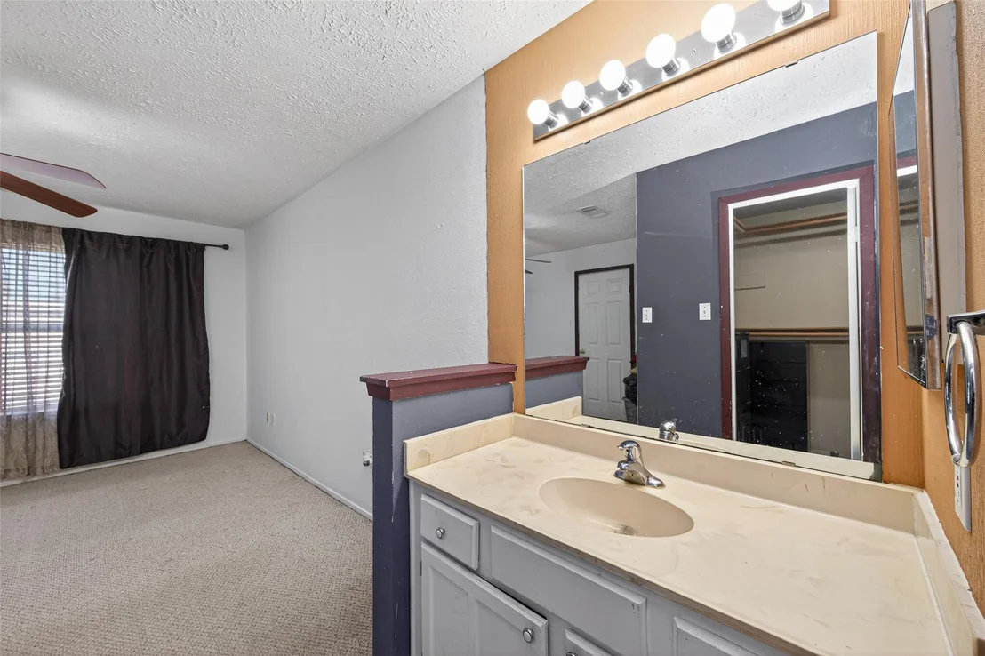 Photo of 4726 Whispering Rock Lane