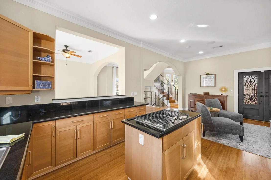 Photo of 609 Gardner Street