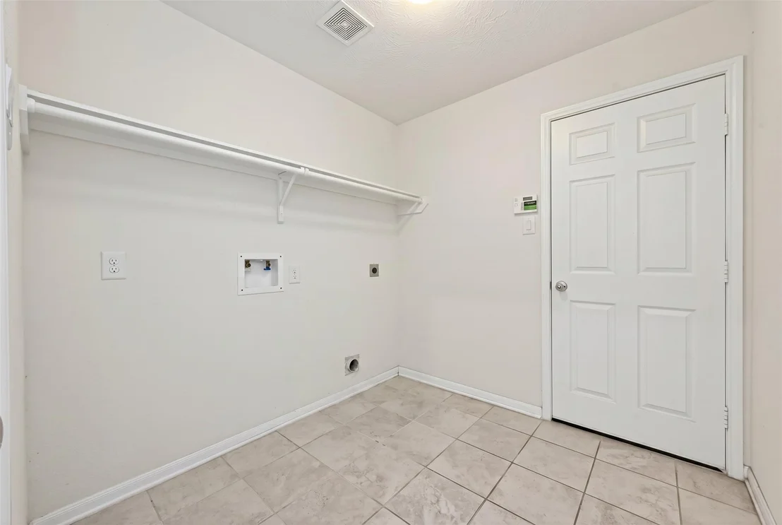 Photo of 4027 Lake Cypress Circle