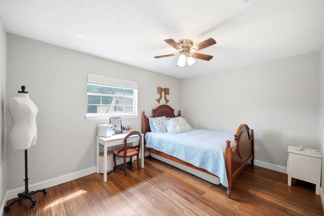 Photo of 11375 Best Road