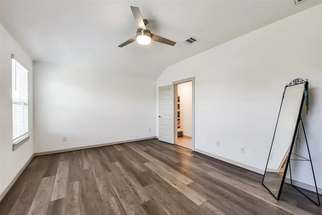 Photo of 7423 Ramsgate Cliff Lane