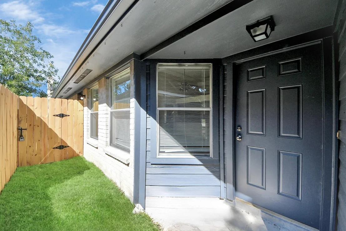Photo of 6011 Shady Manor Drive