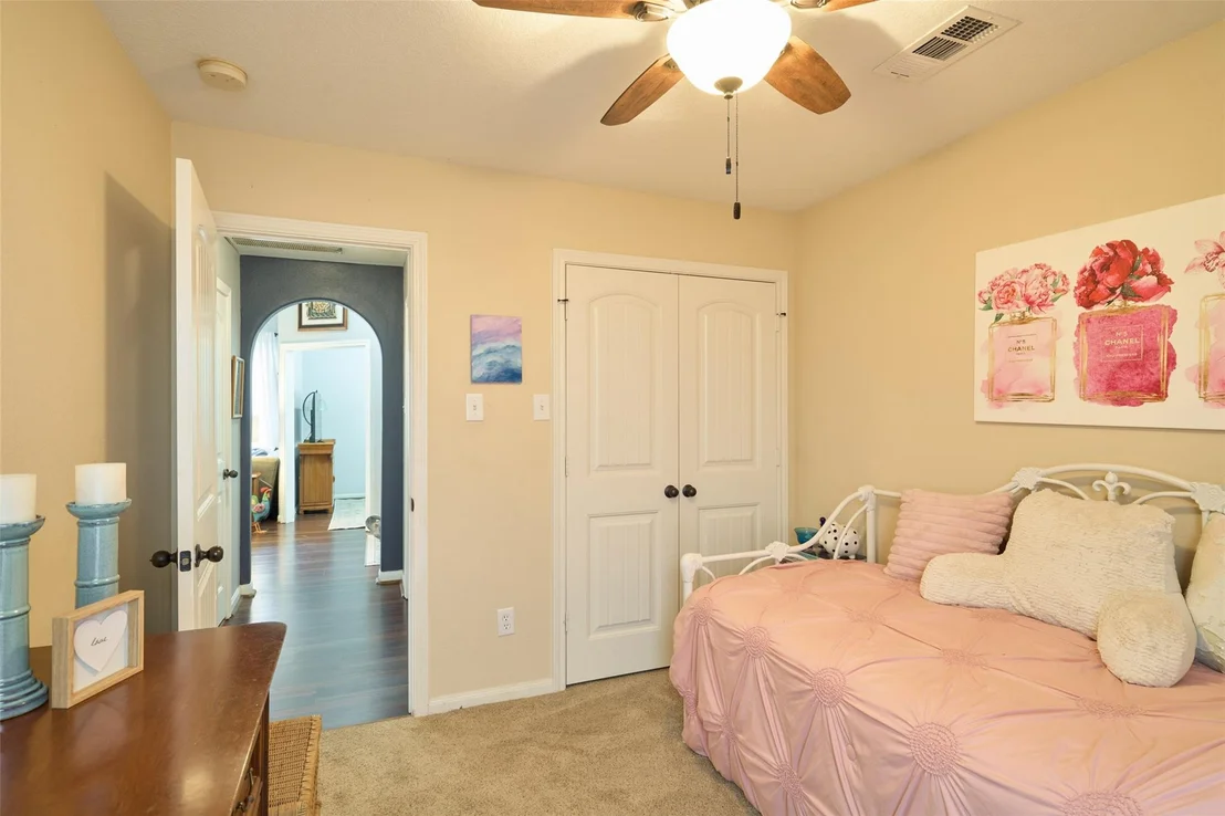Photo of 115 Moonspinner