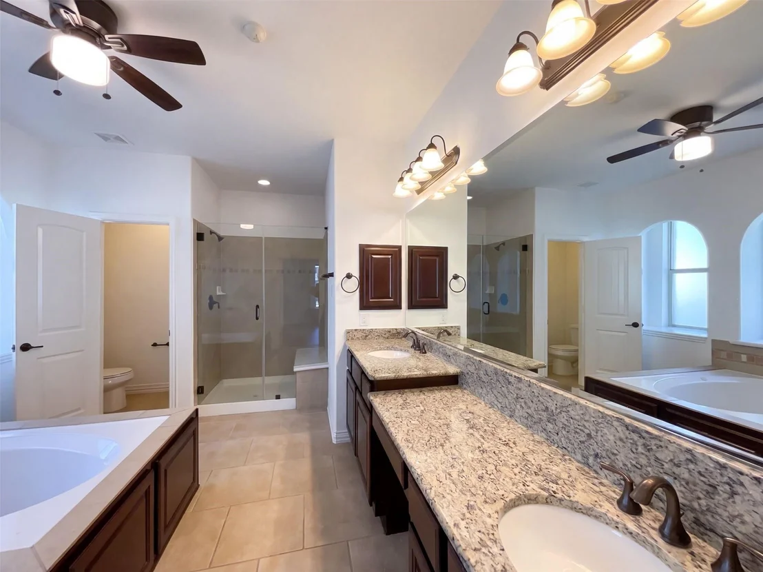 Photo of 312 Overland Trace