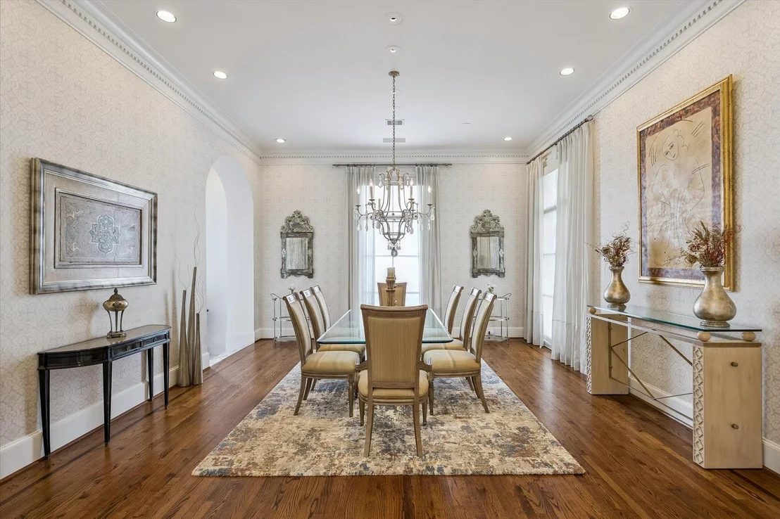 Photo of 24 Crestwood Drive