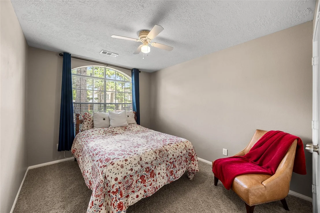 Photo of 21139 Wildcroft Drive