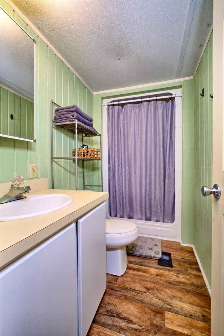 Photo of 260 Rudd Road