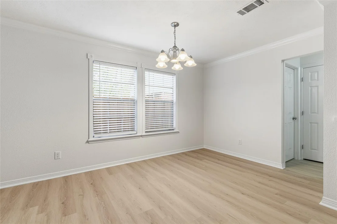 Photo of 11 Hasting Oak Court