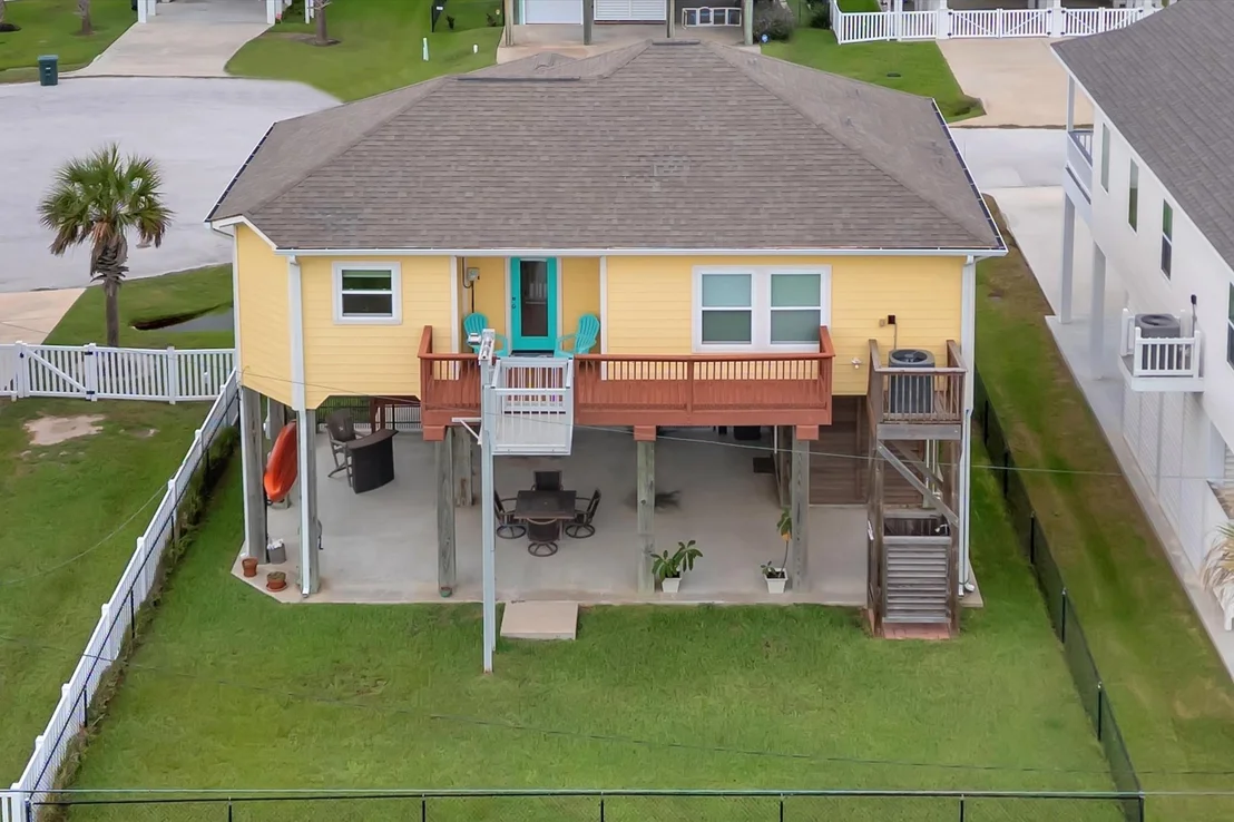 Photo of 23111 Miramar Circle