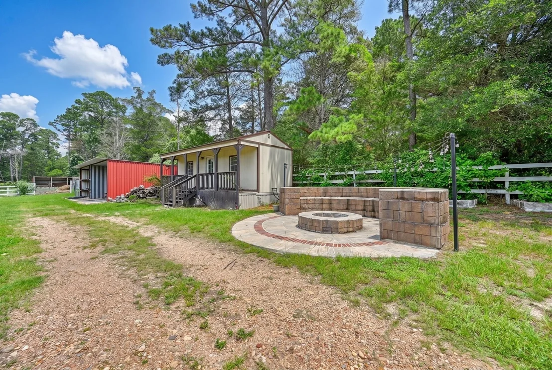 Photo of 1182 Oak Crest Drive