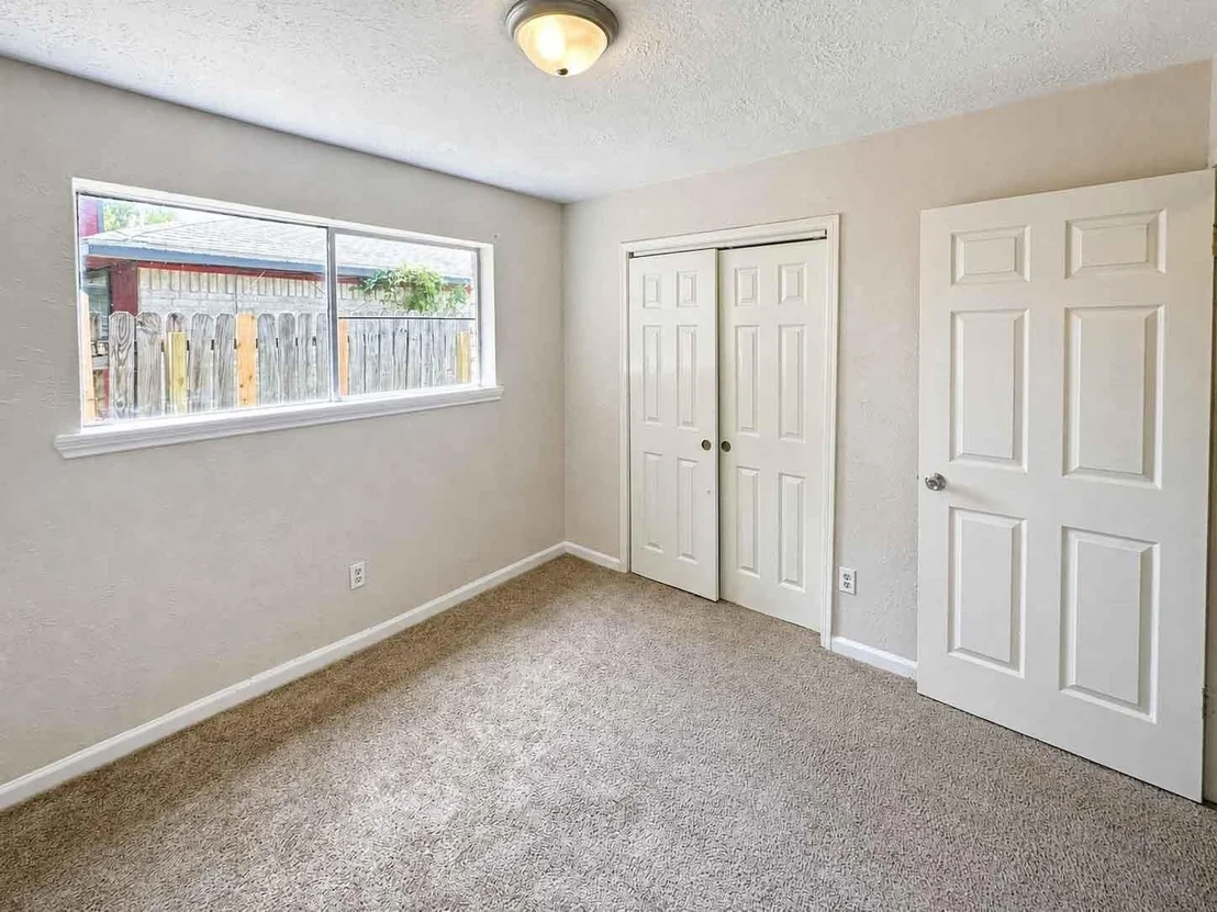 Photo of 8710 Parkway Forest Drive
