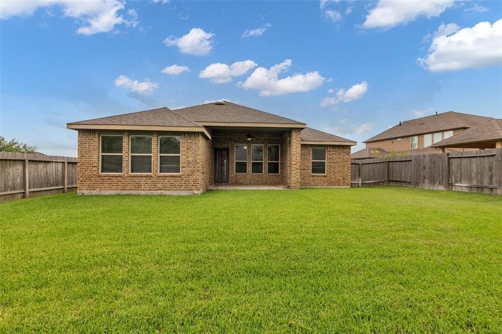 Photo of 3902 Raintree Village Drive