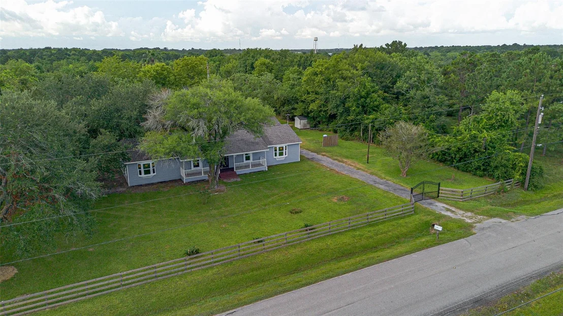 Photo of 4004 Gatewood Road