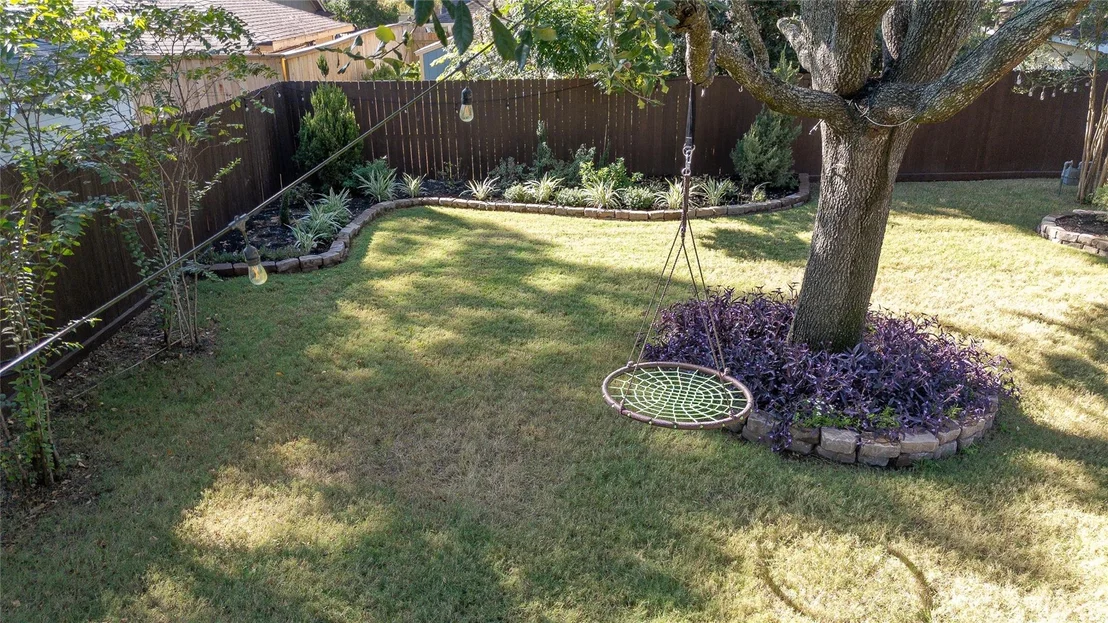 Photo of 5739 Valkeith Drive