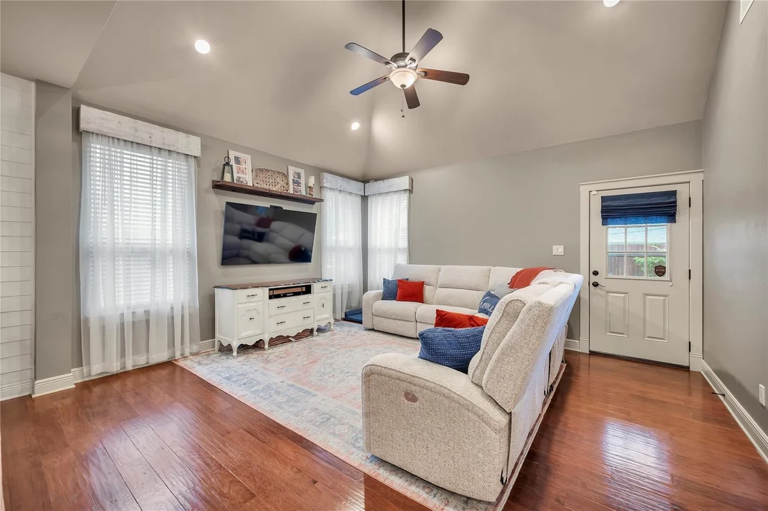 Photo of 10252 Sunset Lane