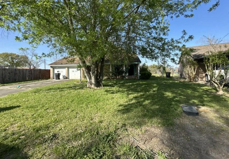 Photo of 6315 Sandy Oaks Drive
