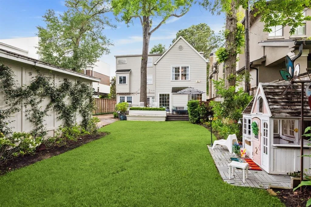 Photo of 3316 Tangley Road