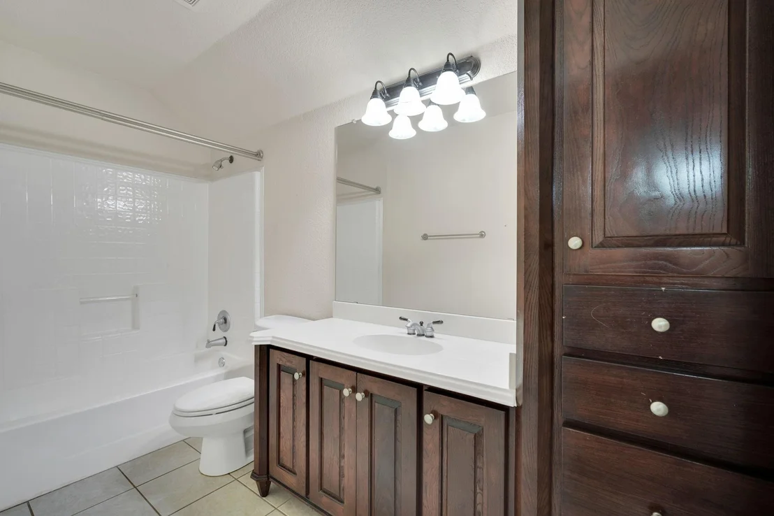 Photo of 241 Cody Road