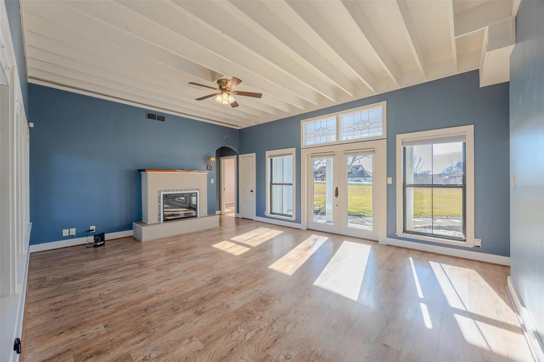 Photo of 2701 Bluebonnet Boulevard