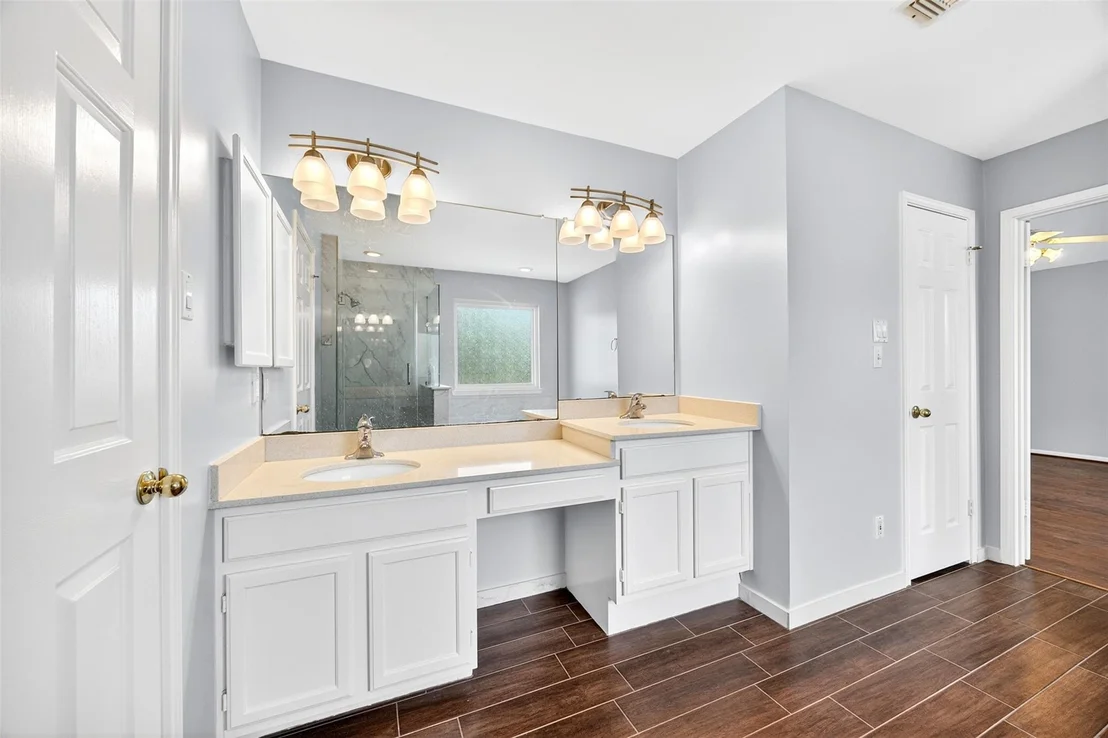 Photo of 5718 Henniker Drive