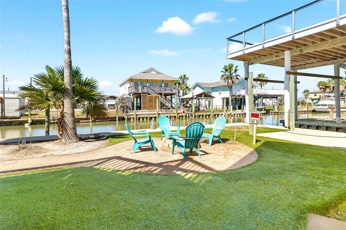 Photo of 319 Pompano Lane