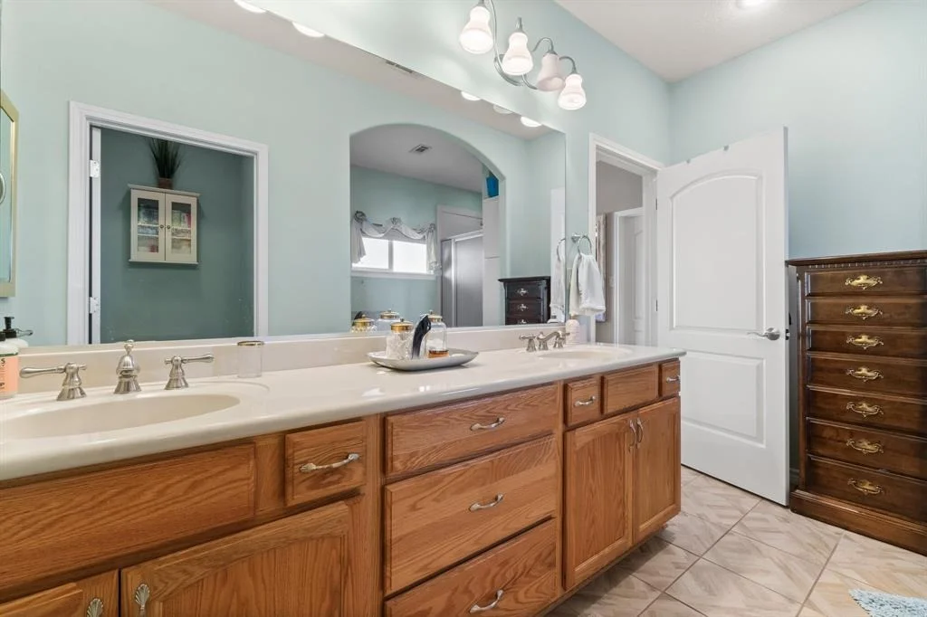 Photo of 55 Lakeway Drive