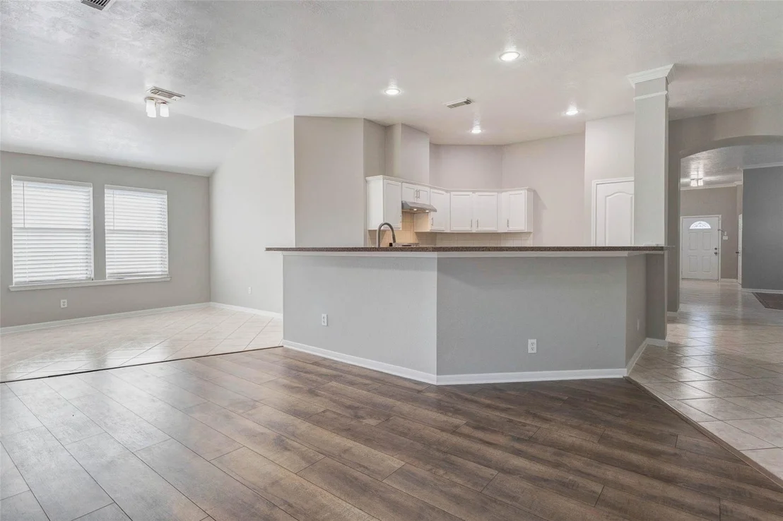 Photo of 1631 Mills Pass Way