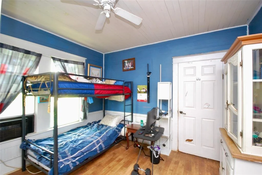 Photo of 1024 E Sedan Road