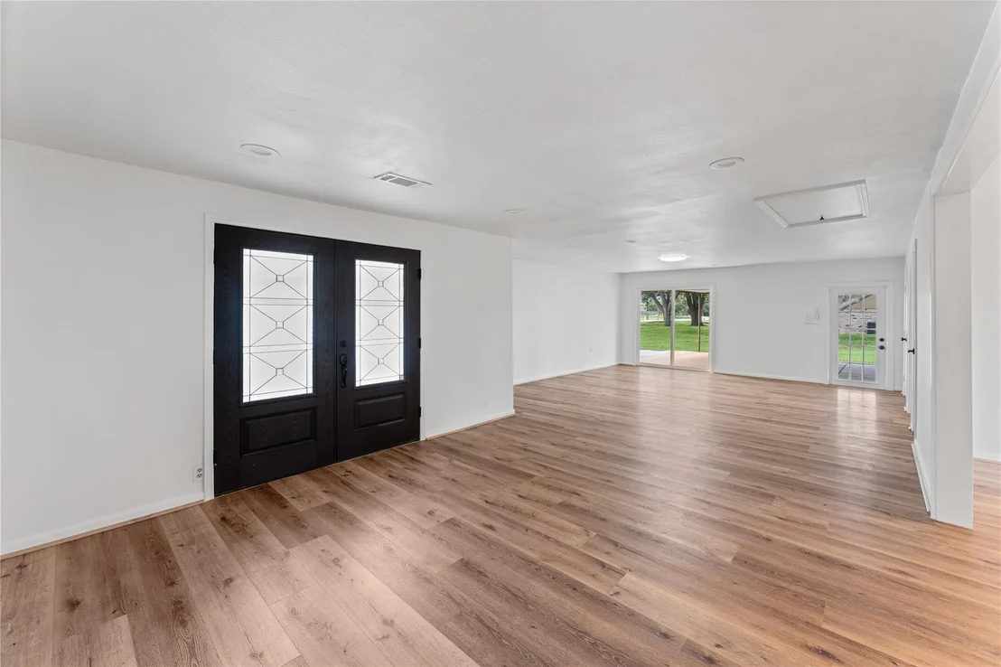 Photo of 2751 Piper Road