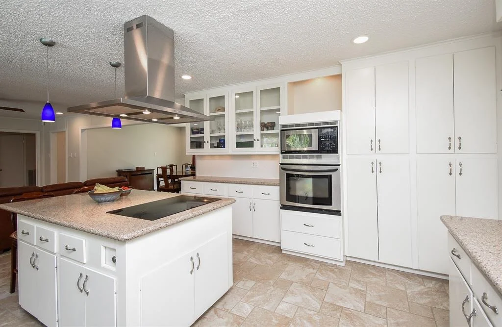 Photo of 5450 Grape Street
