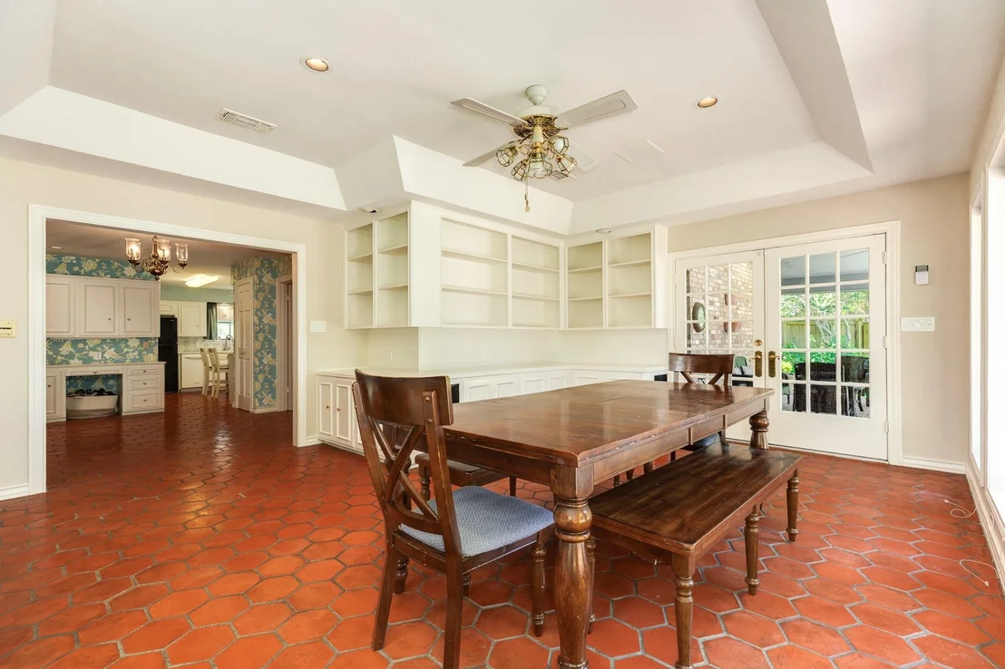 Photo of 110 Sequoia