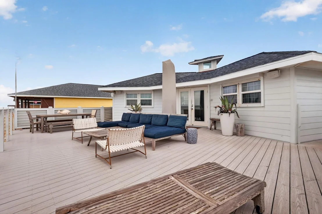 Photo of 914 Beach Drive