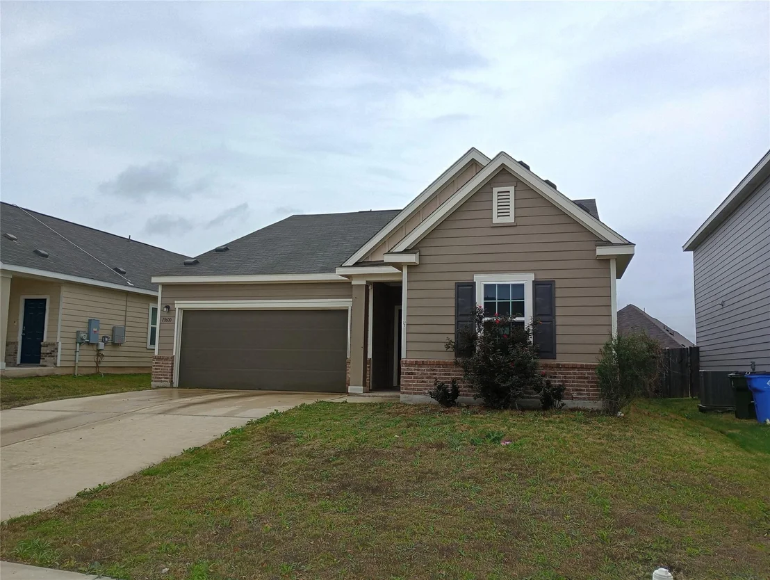 Photo of 19600 Caymus Drive