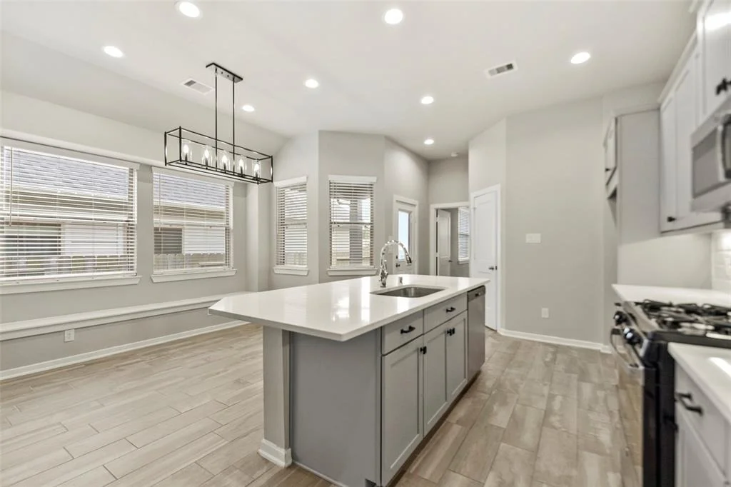 Photo of 321 Andes Drive