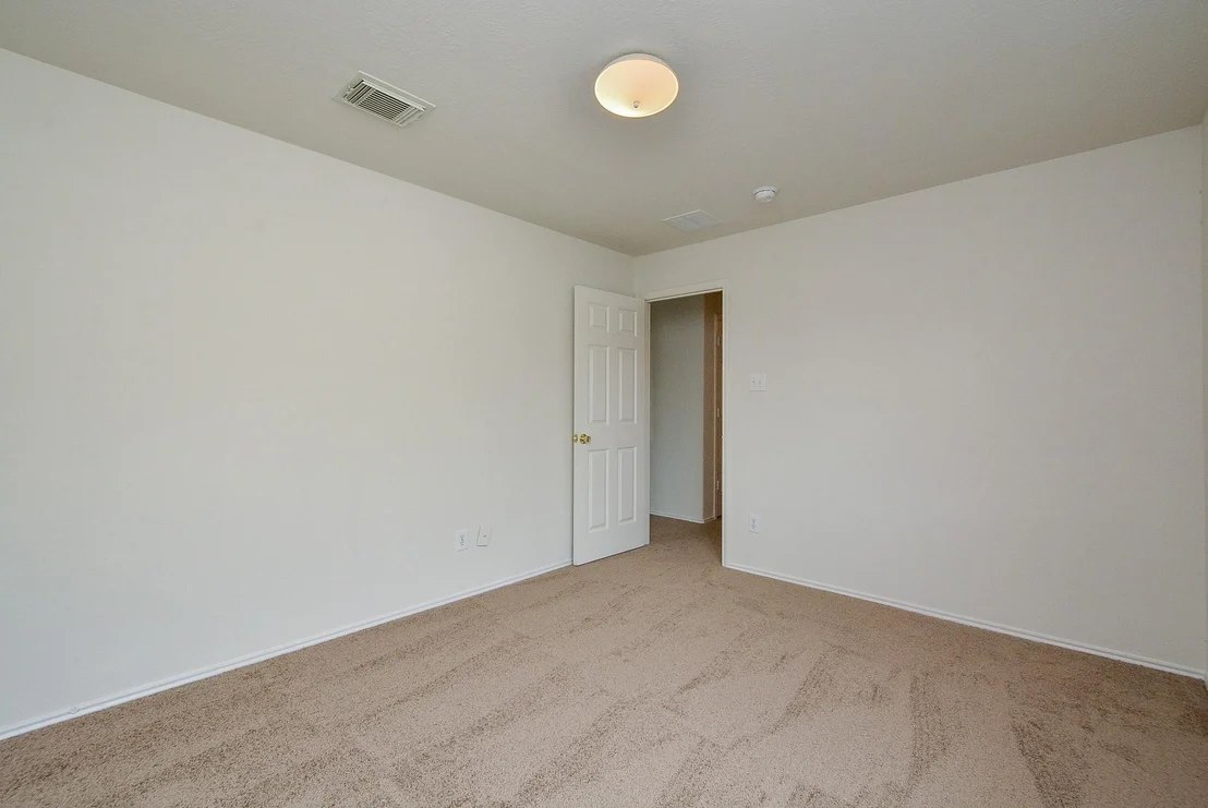 Photo of 18326 Thicket Grove Road