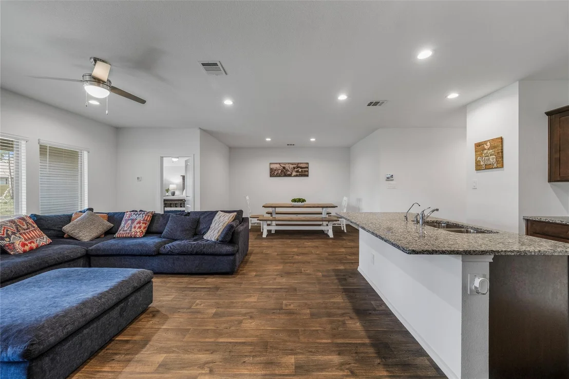 Photo of 2906 Roman Forest Boulevard