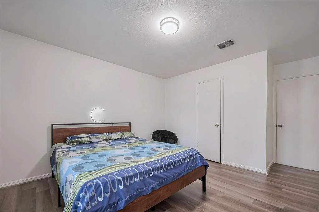Photo of 5310 Foresthaven Drive