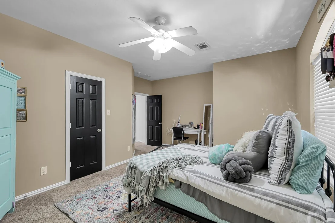 Photo of 10308 Paradise Valley