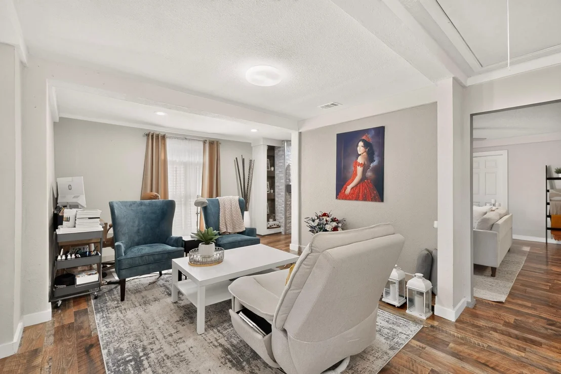 Photo of 1402 James Drive