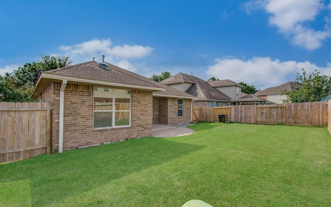 Photo of 7431 Avalon Trace