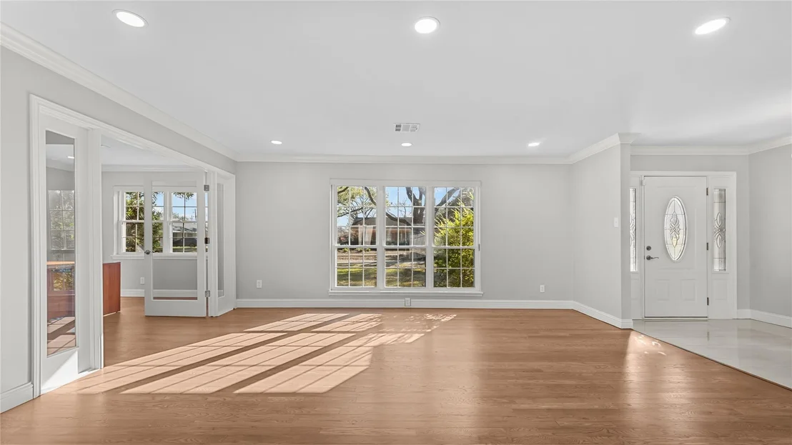Photo of 11002 Renwick Drive