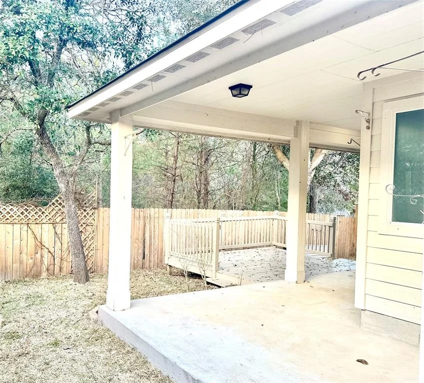 Photo of 1002 Summer Wood Boulevard