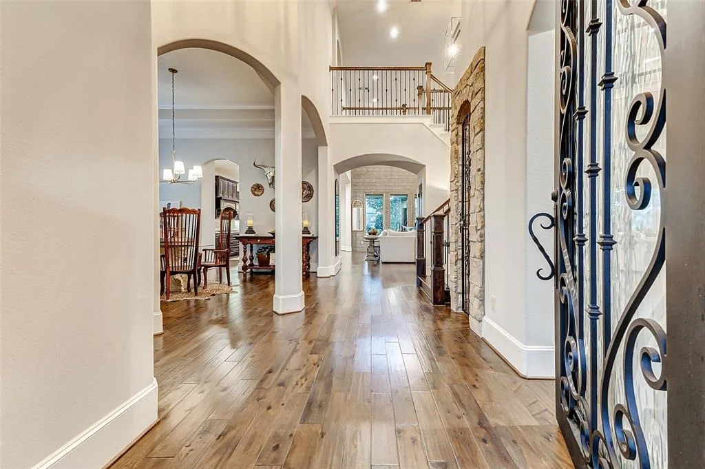 Photo of 30811 Shady Oak Drive