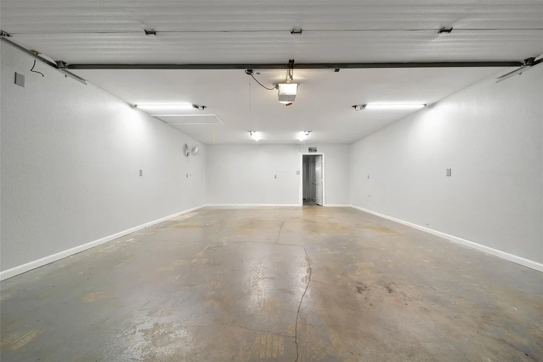 Photo of 734 Lake View Drive