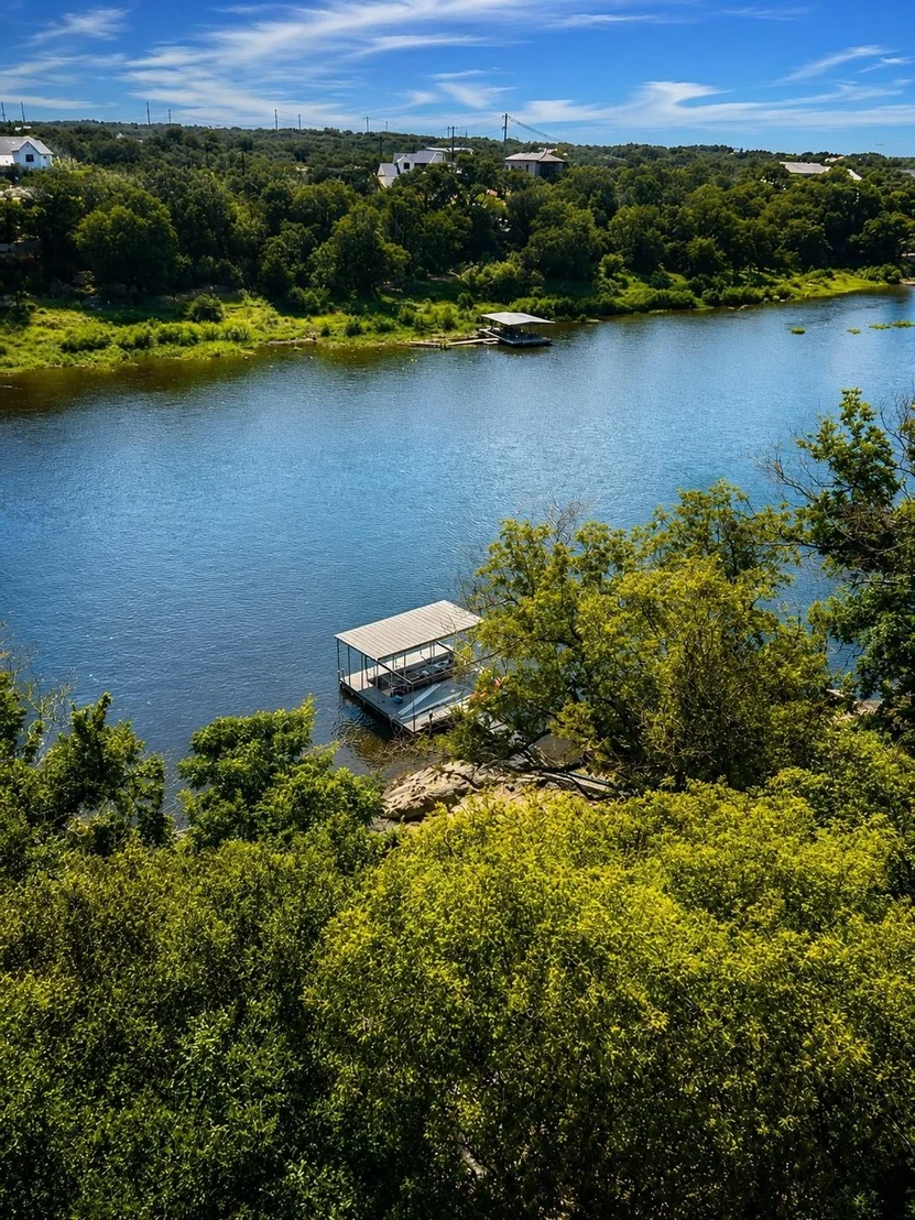 Photo of 1216 Cliffview Drive